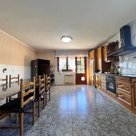 Nyaraló Precioso Chalet En Valle De Mena