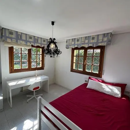 Semesterbostad Precioso Chalet En Valle De Mena *