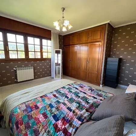Precioso Chalet En Valle De Mena Semesterbostad